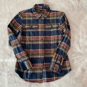Patagonia women’s Fjord long sleeve 100% organic cotton flannel shirt